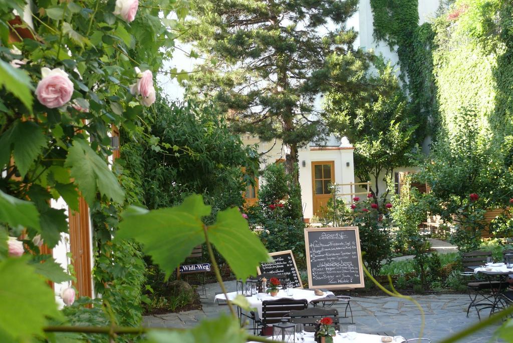 Schreiners Essen Und Wohnen Hotel Bécs Kültér fotó