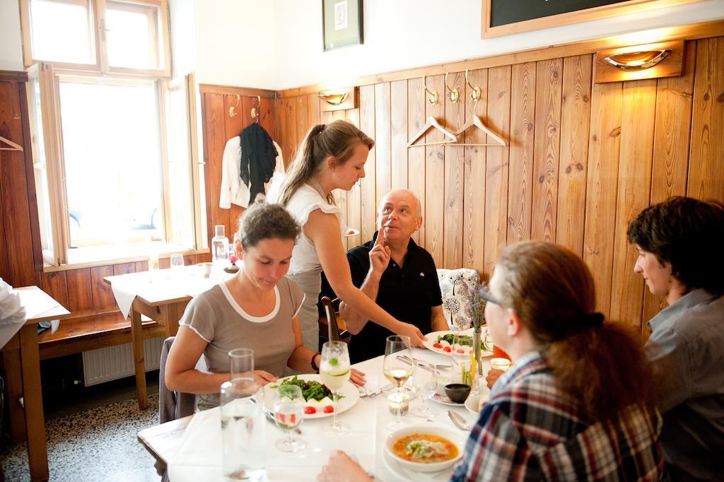 Schreiners Essen Und Wohnen Hotel Bécs Kültér fotó